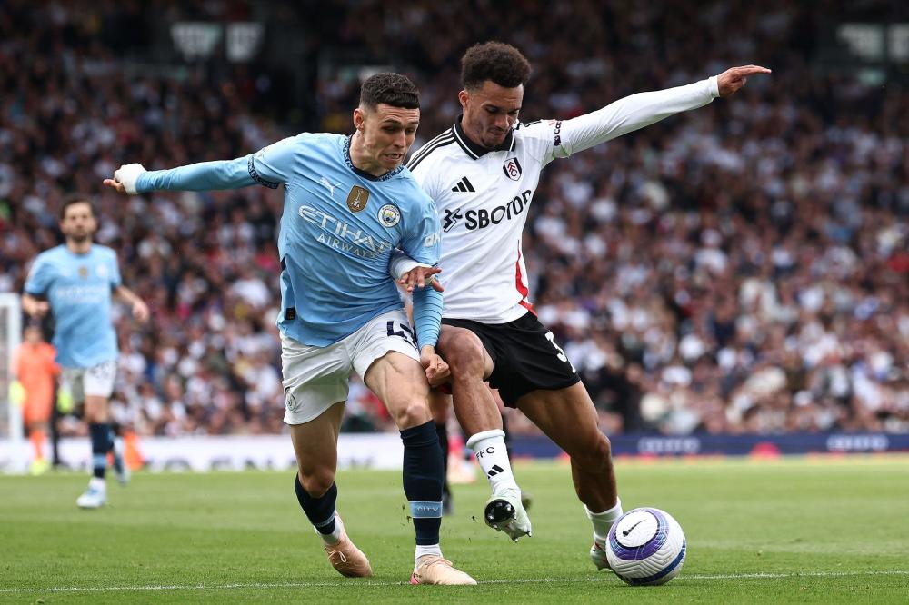 泰山纪念建队32周年，队史5次夺顶级联赛冠军，8次足协杯冠军