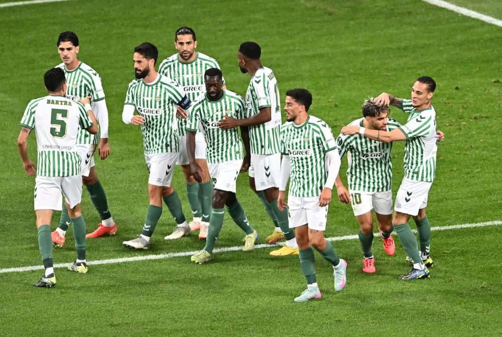 NBA球员数据榜：字母哥得分继续领先,